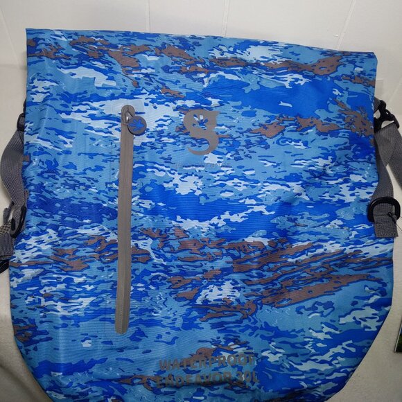 Geckobrands 30L Endeavor Waterproof Lightweight Backpack Ocean Geckoflage NEW - Picture 3 of 13